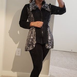 Fleur de lis (brand) active jacket